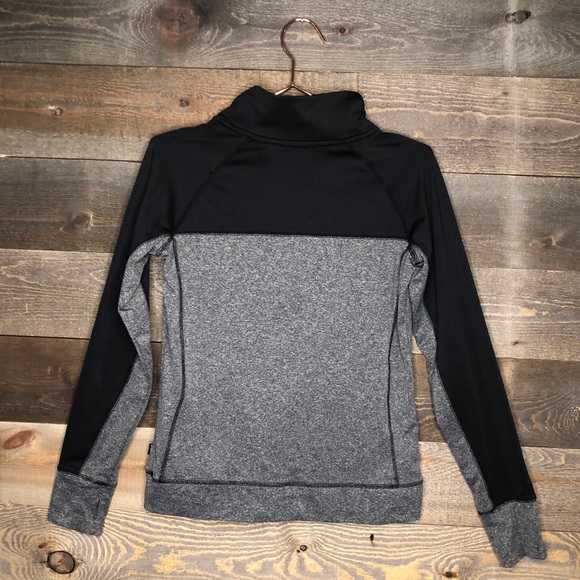 Pink Victoria Secret Pullover Medium - Picture 2 of 3